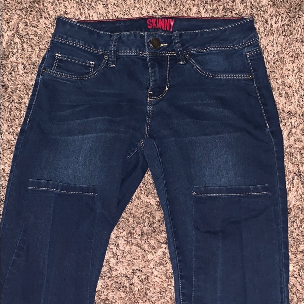 Women’s skinny jeans